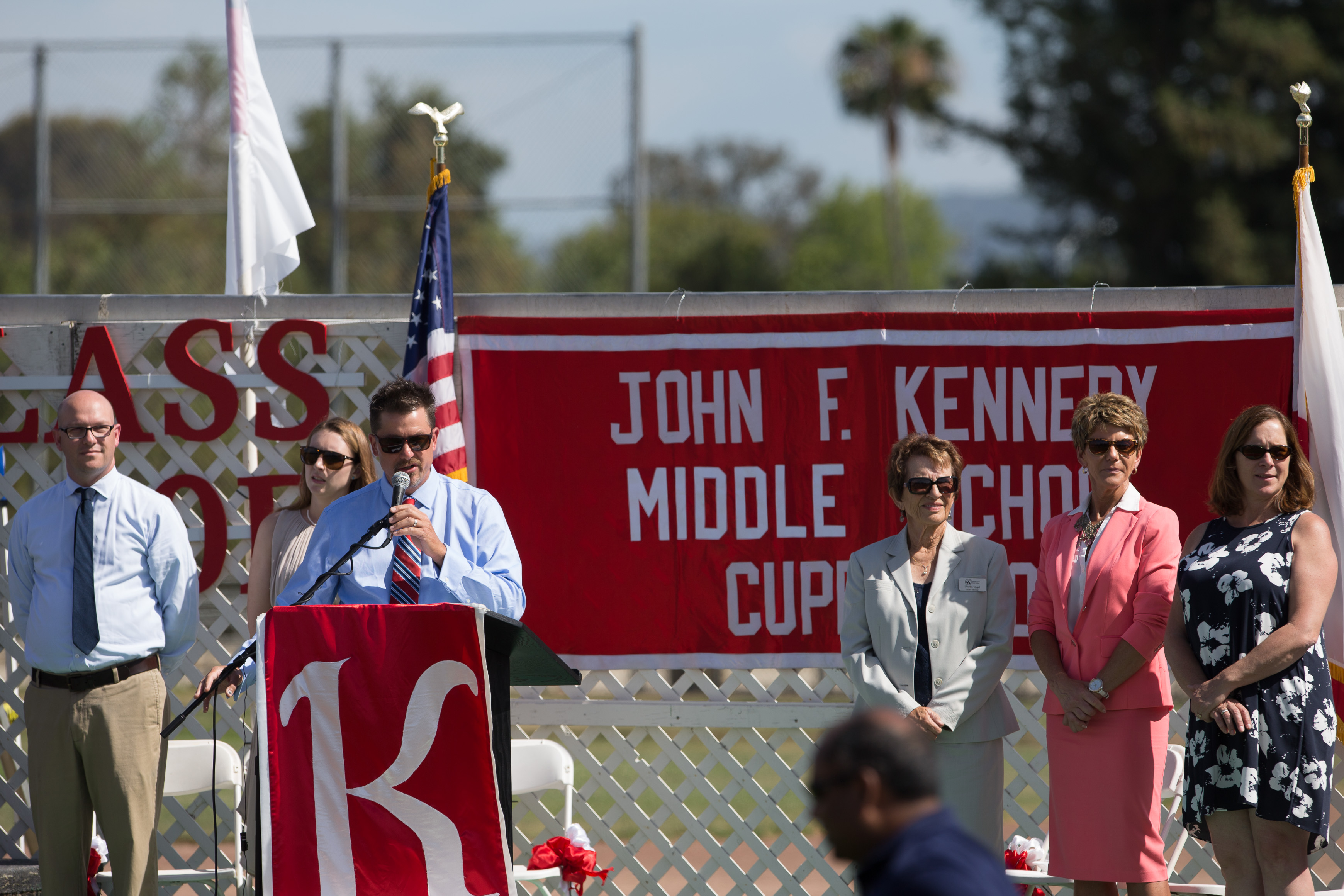 Canon Canon EOS-1D X EF300mm f/2.8L IS USM 300 mm 1/800 sec at f / 5.0 ISO 100