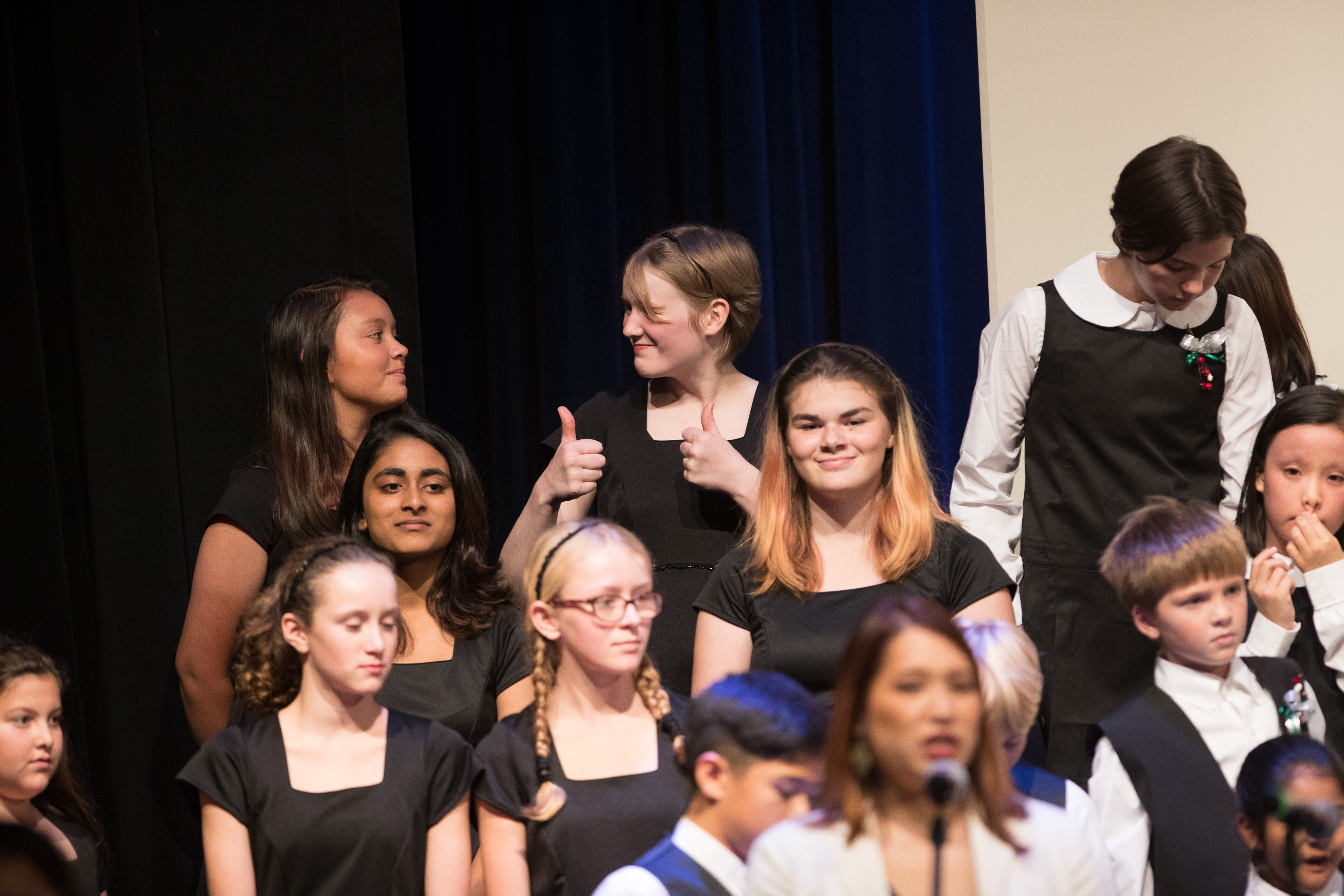 Canon Canon EOS-1D X Mark II EF300mm f/2.8L IS USM 300 mm 1/320 sec at f / 2.8 ISO 2500