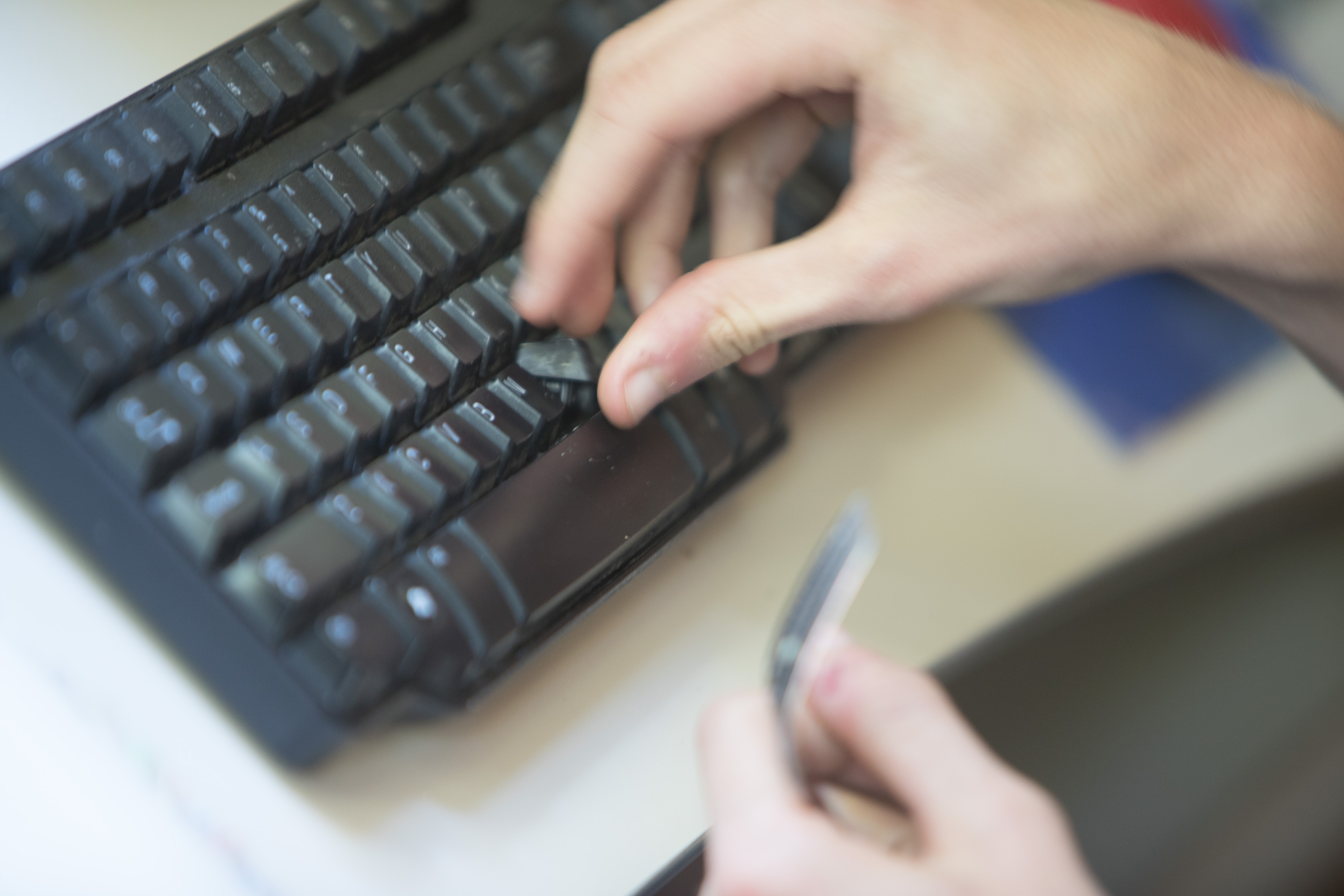 Canon Canon EOS-1D X Mark II EF70-200mm f/2.8L IS USM 200 mm 1/30 sec at f / 2.8 ISO 800