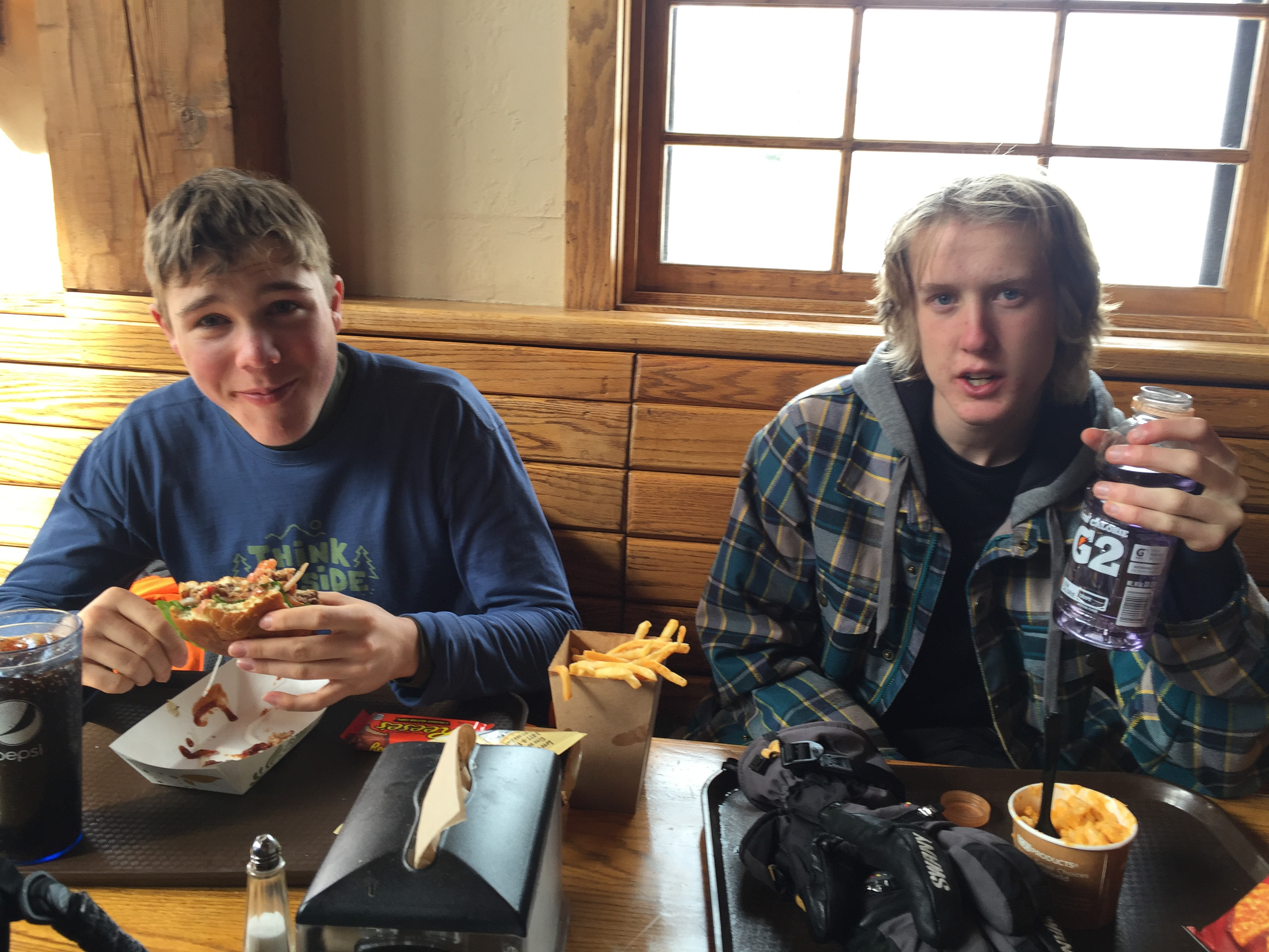 Apple iPhone 6 Plus iPhone 6 Plus back camera 4.15mm f/2.2 1/60 sec at f / 2.2 ISO 32