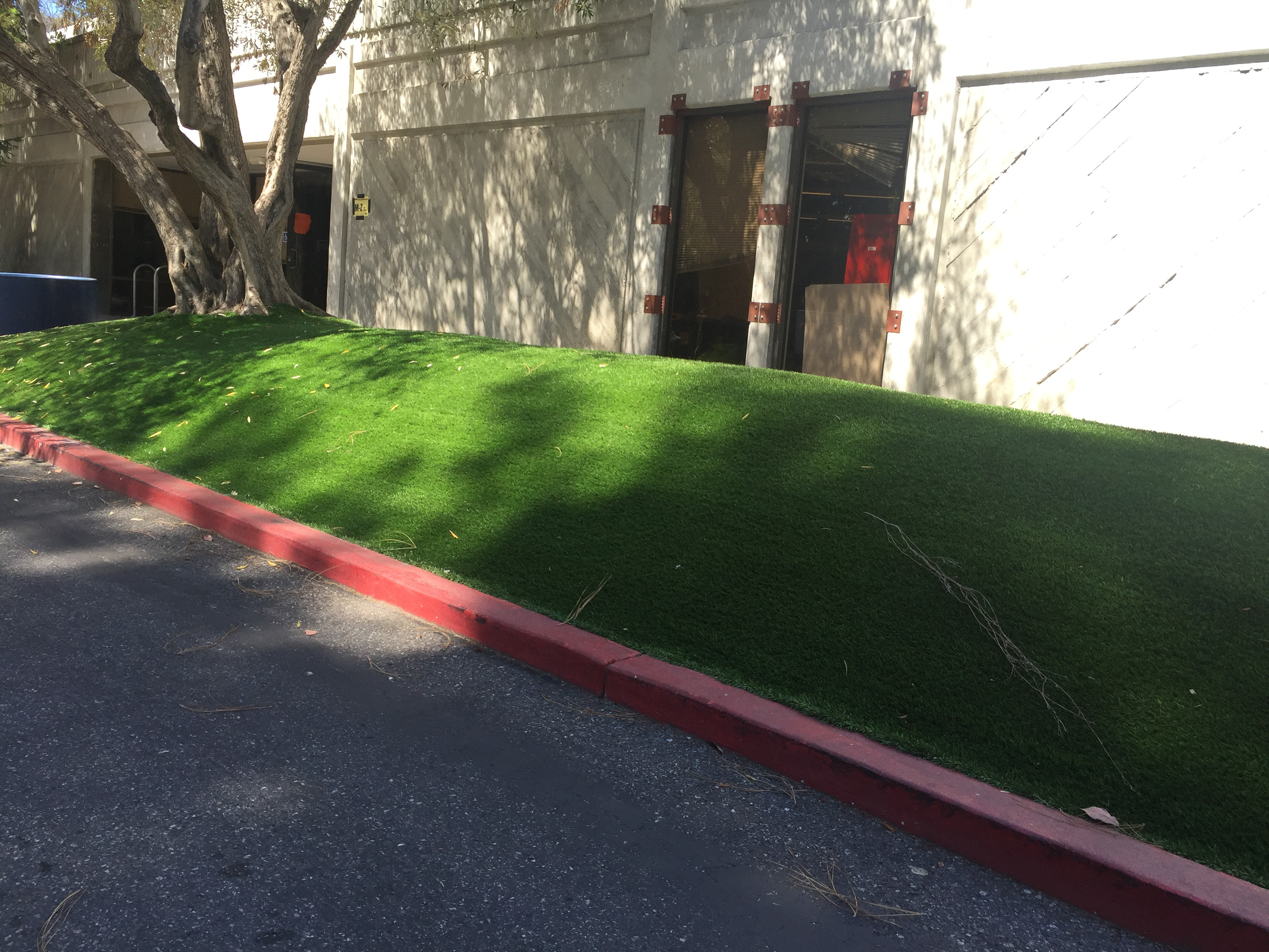 Apple iPhone 6 Plus iPhone 6 Plus back camera 4.15mm f/2.2 1/420 sec at f / 2.2 ISO 32