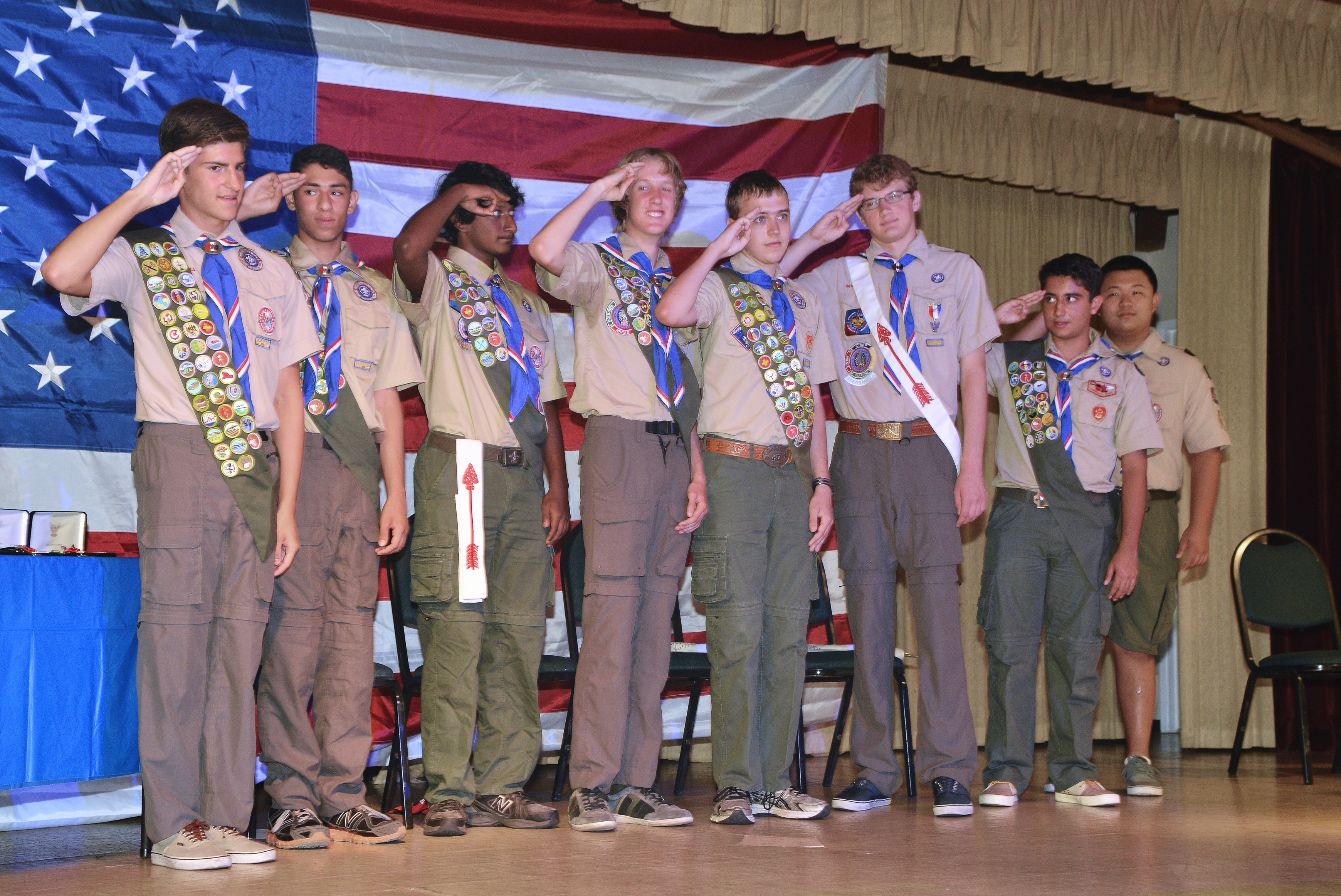 NIKON CORPORATION NIKON D600 24.0-70.0 mm f/2.8 52 mm 1/50 sec at f / 5.6 ISO 1000