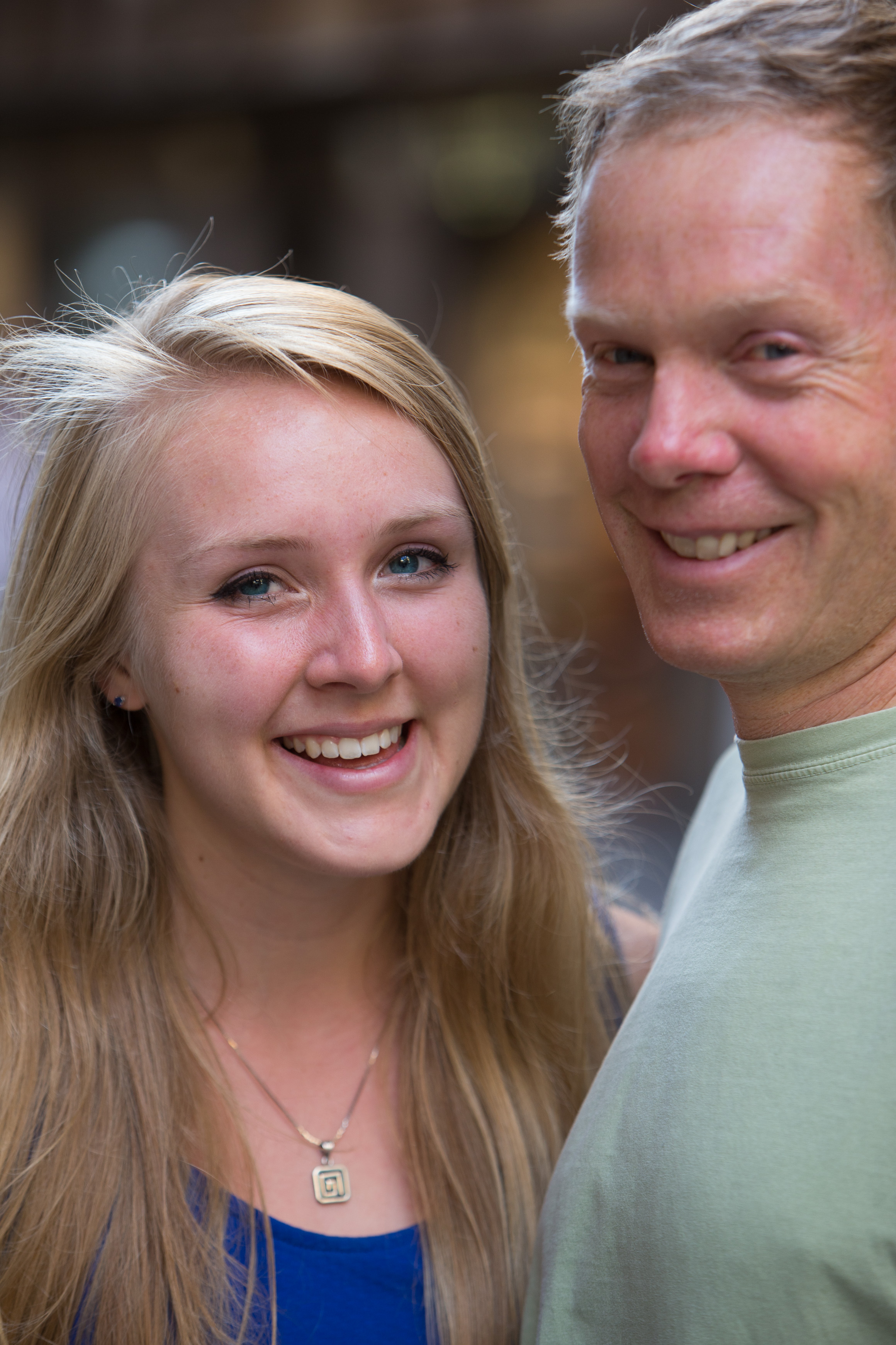 Canon Canon EOS-1D X EF70-200mm f/2.8L IS USM 145 mm 1/250 sec at f / 3.5 ISO 400