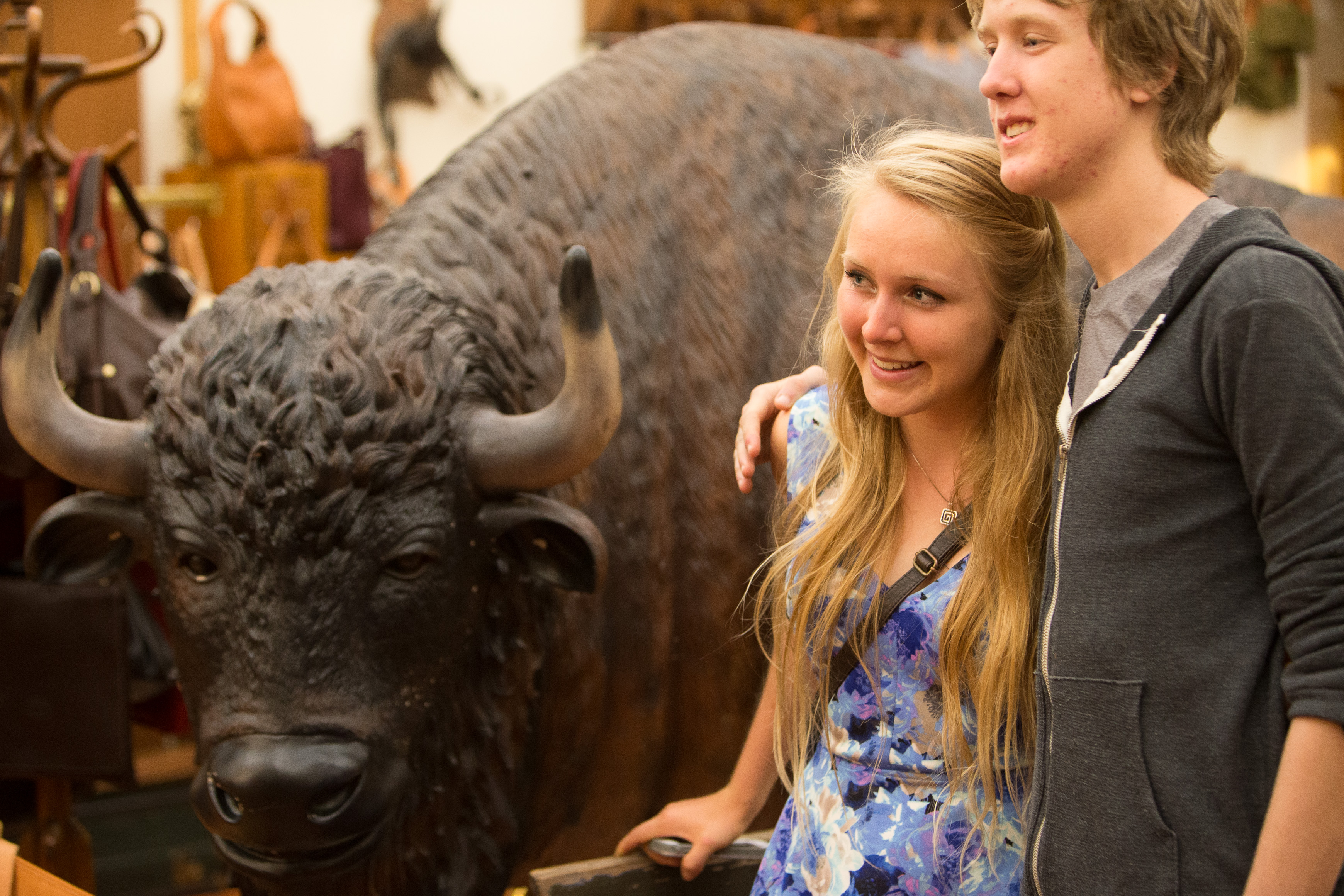 Canon Canon EOS-1D X EF70-200mm f/2.8L IS USM 70 mm 1/80 sec at f / 3.2 ISO 4000