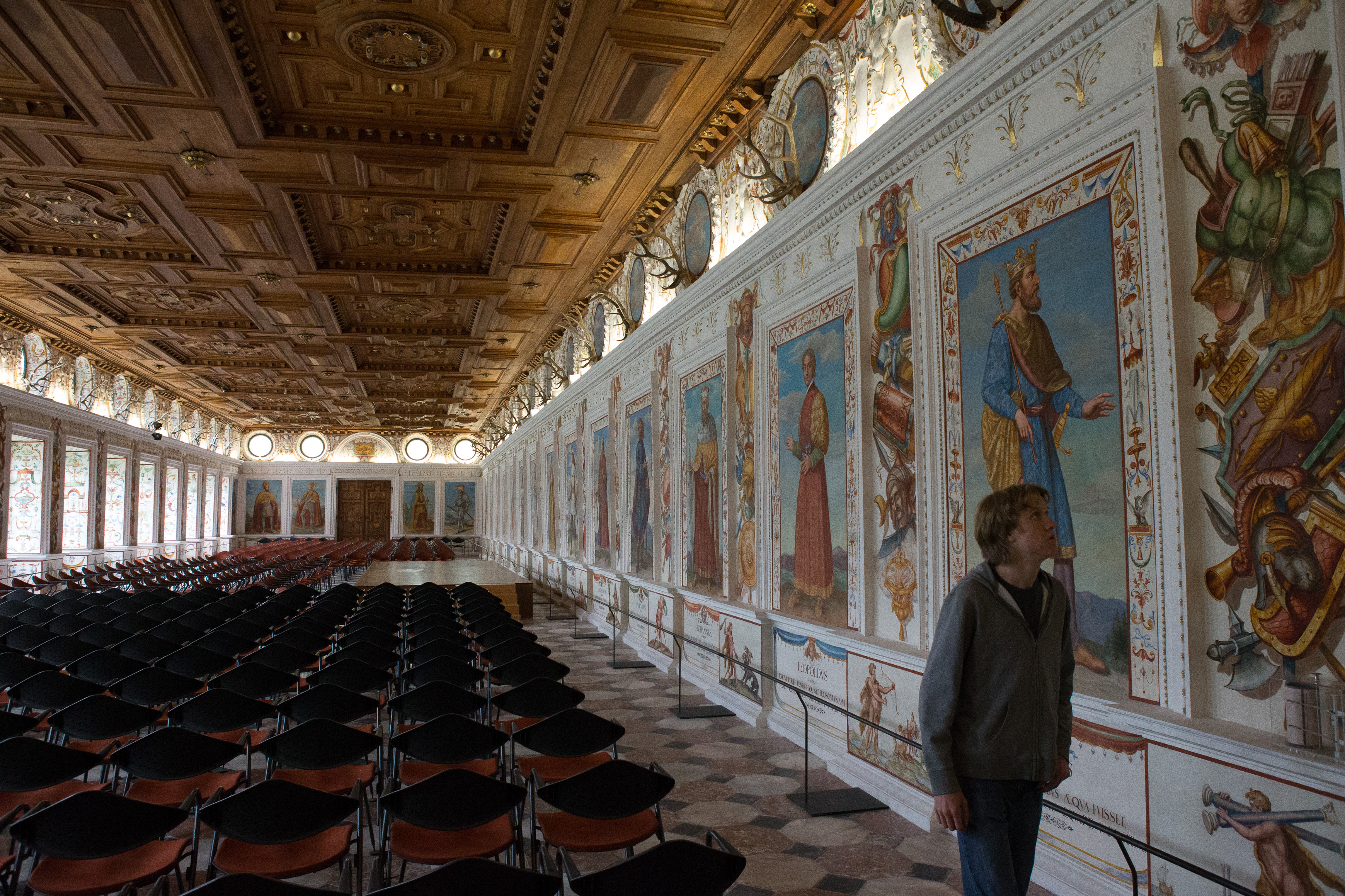 Canon Canon EOS-1D X EF24-70mm f/2.8L USM 24 mm 1/200 sec at f / 6.3 ISO 10000