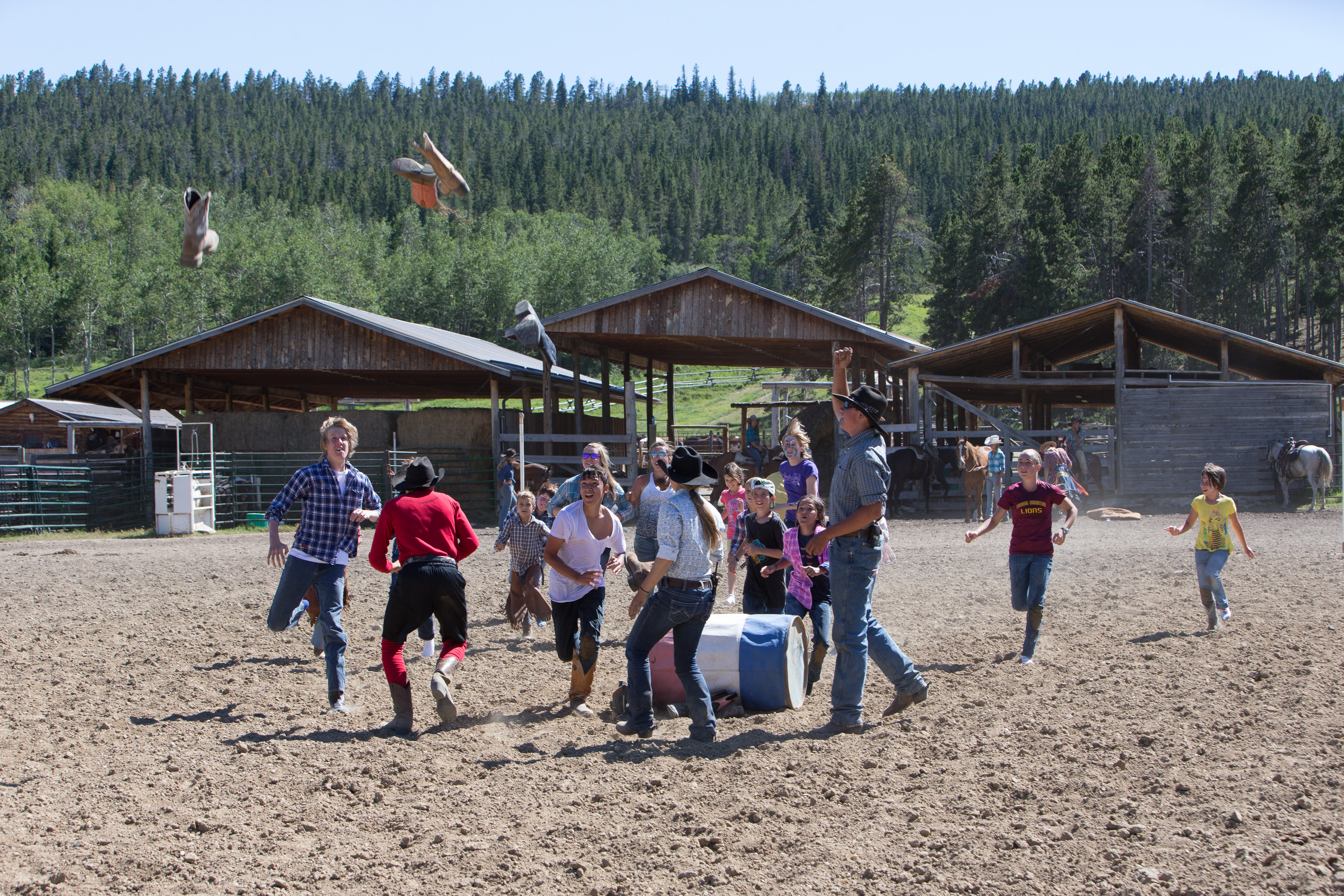 Canon Canon EOS-1D X EF70-200mm f/2.8L IS USM 70 mm 1/500 sec at f / 8.0 ISO 400