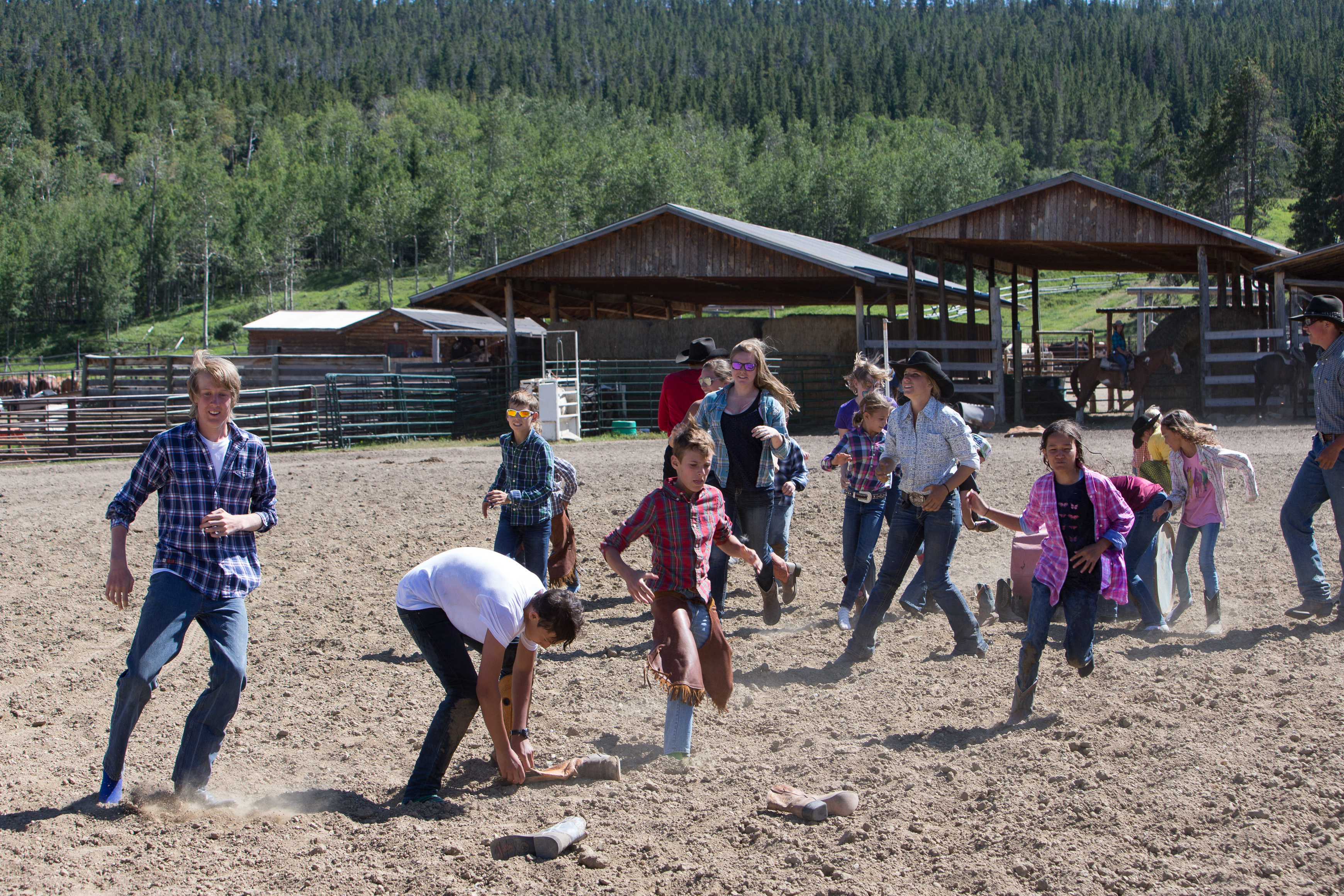 Canon Canon EOS-1D X EF70-200mm f/2.8L IS USM 70 mm 1/500 sec at f / 8.0 ISO 400