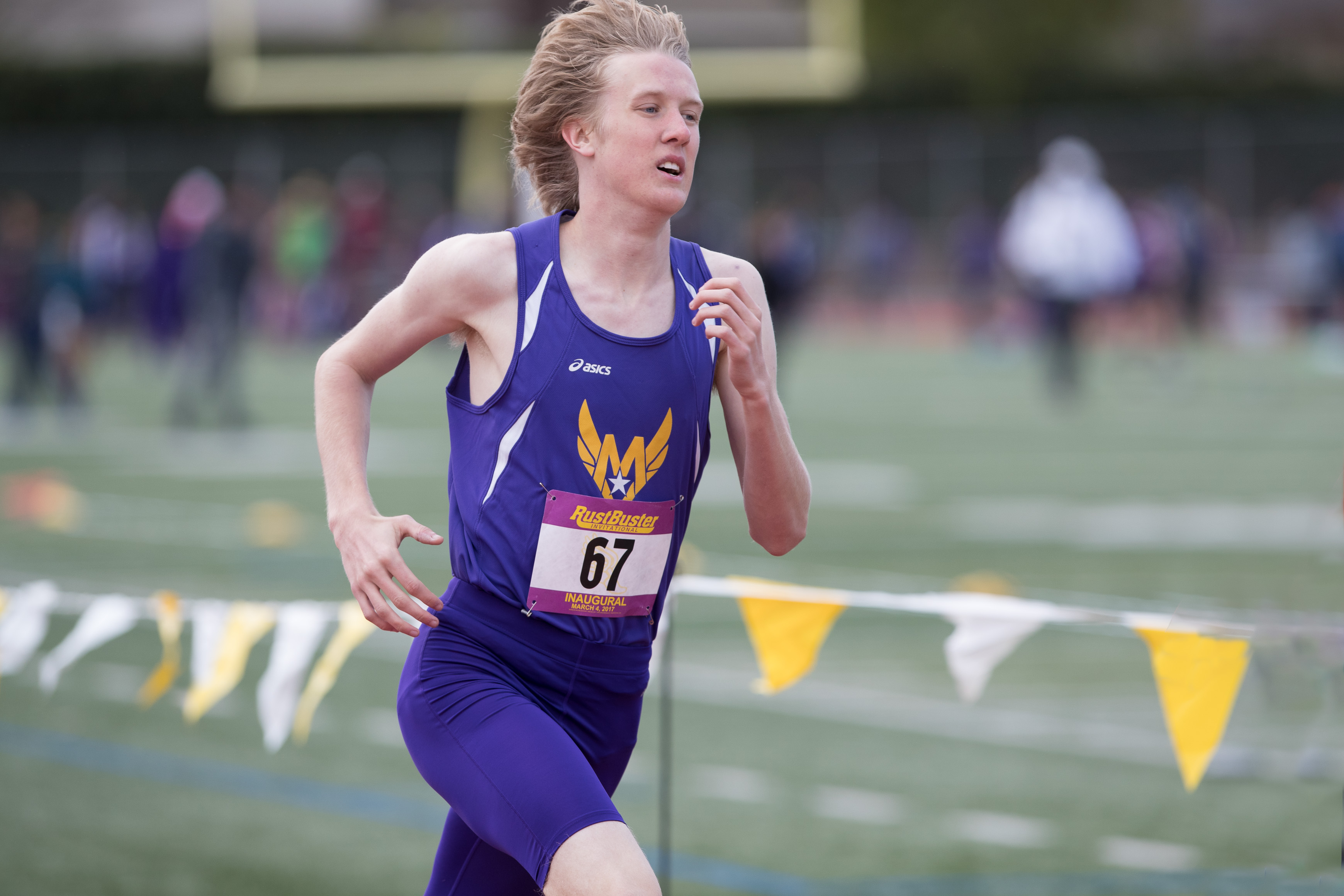 Canon Canon EOS-1D X Mark II EF300mm f/2.8L IS USM 300 mm 1/2000 sec at f / 4.0 ISO 400