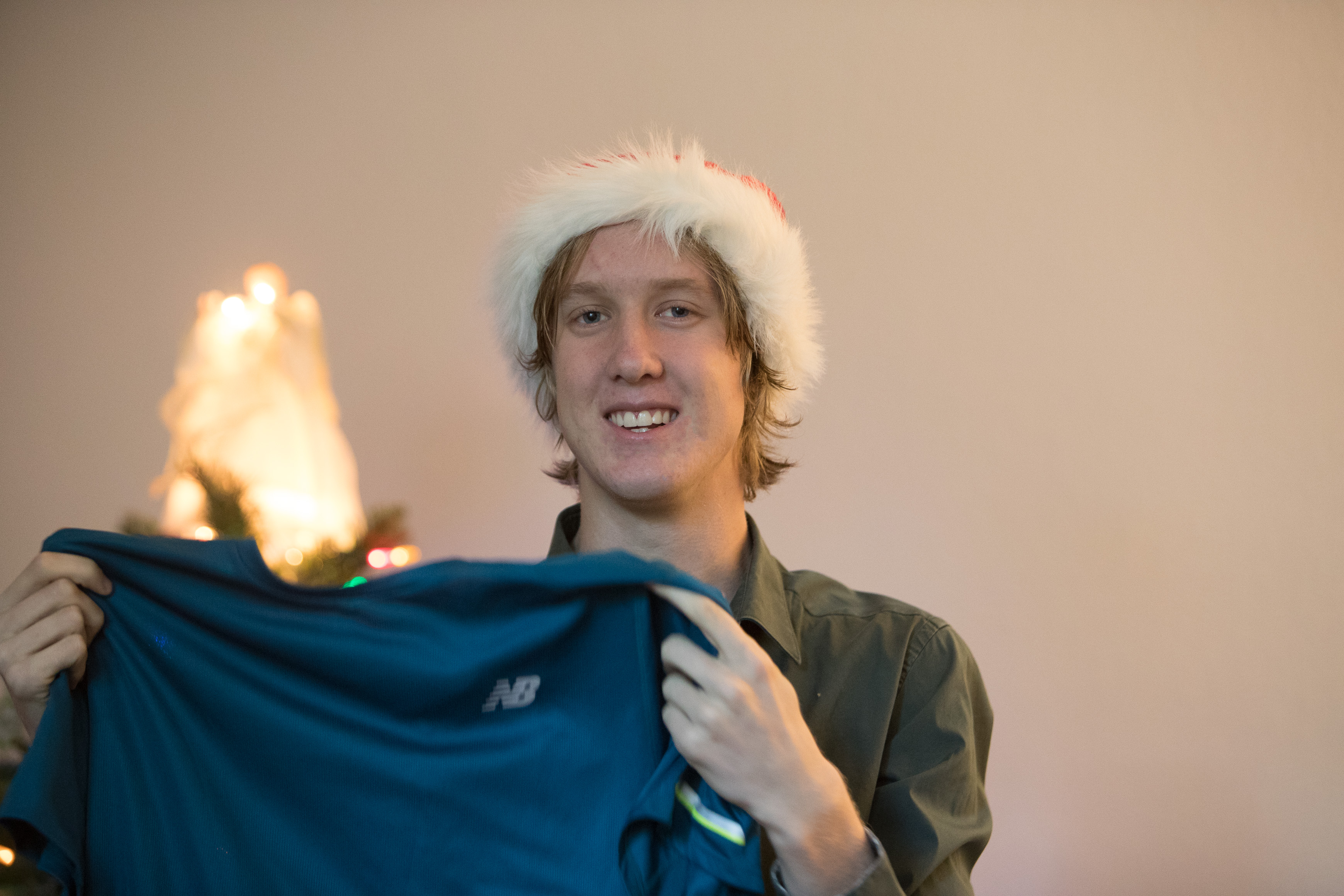 Canon Canon EOS-1D X Mark II EF70-200mm f/2.8L IS USM 105 mm 1/125 sec at f / 3.2 ISO 4000